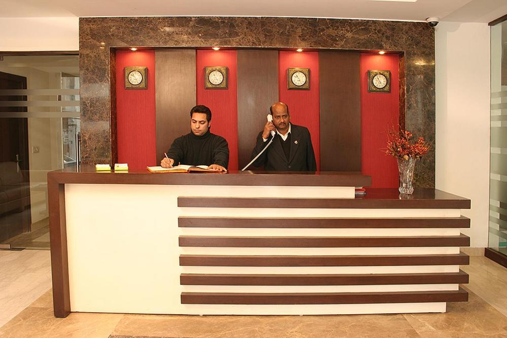 Hotel Livasa Inn Near Blk Hospital Dillí Exteriér fotografie