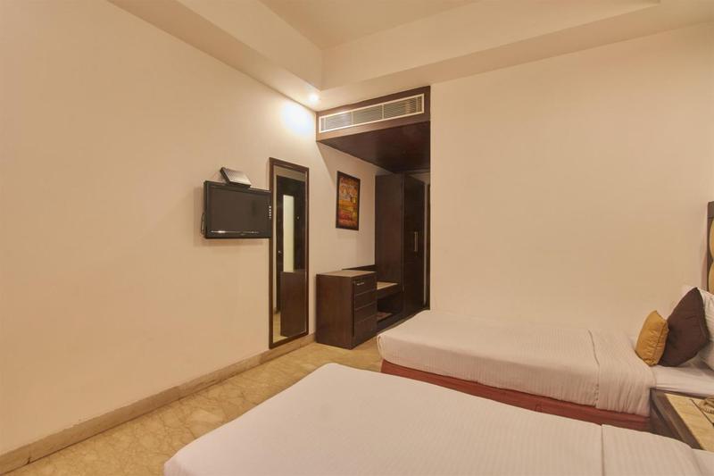 Hotel Livasa Inn Near Blk Hospital Dillí Exteriér fotografie
